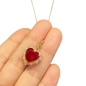 COLLAR CORAZÓN ROJO